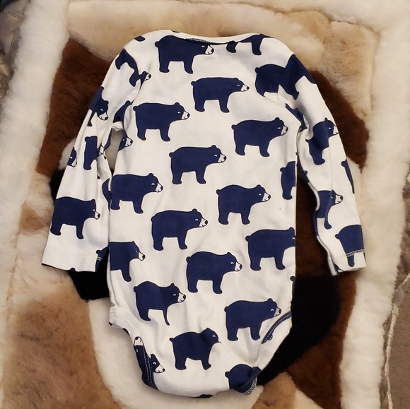 π 3 for $15 Deal! πCarter's blue white polar bear onesie 12 month - Picture 2 of 3